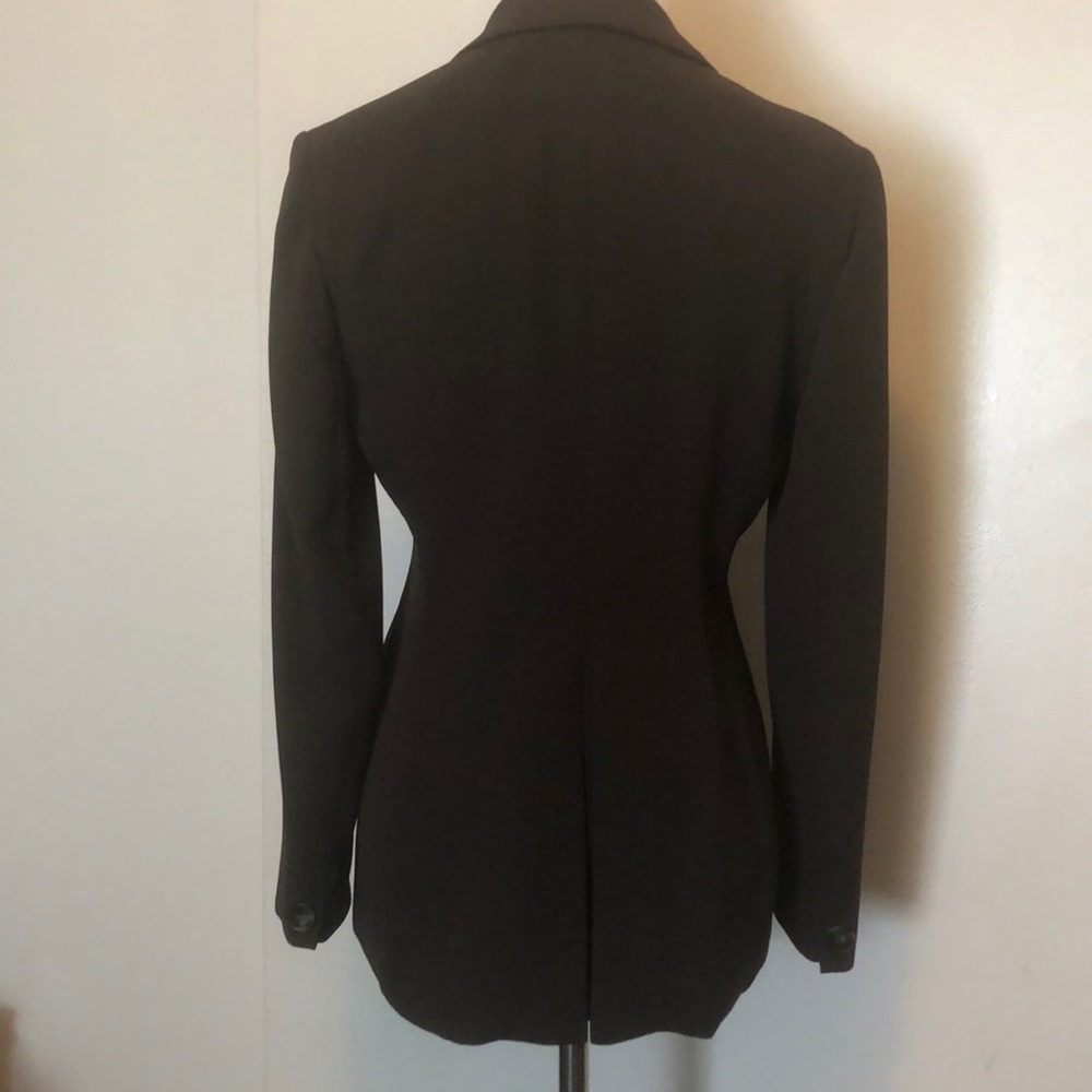 Blazer - Picture 2 of 5